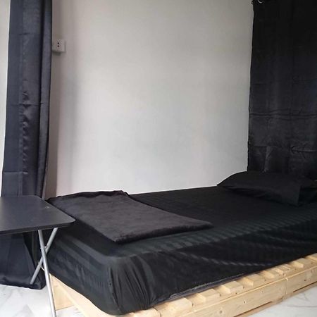 Lita Guesthouse เชียงใหม่ ภายนอก รูปภาพ