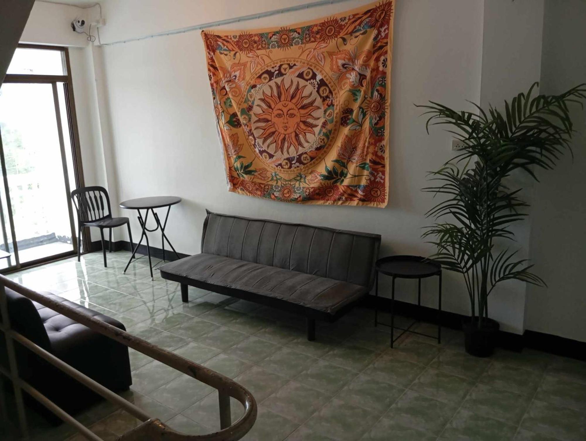 Lita Guesthouse เชียงใหม่ ภายนอก รูปภาพ