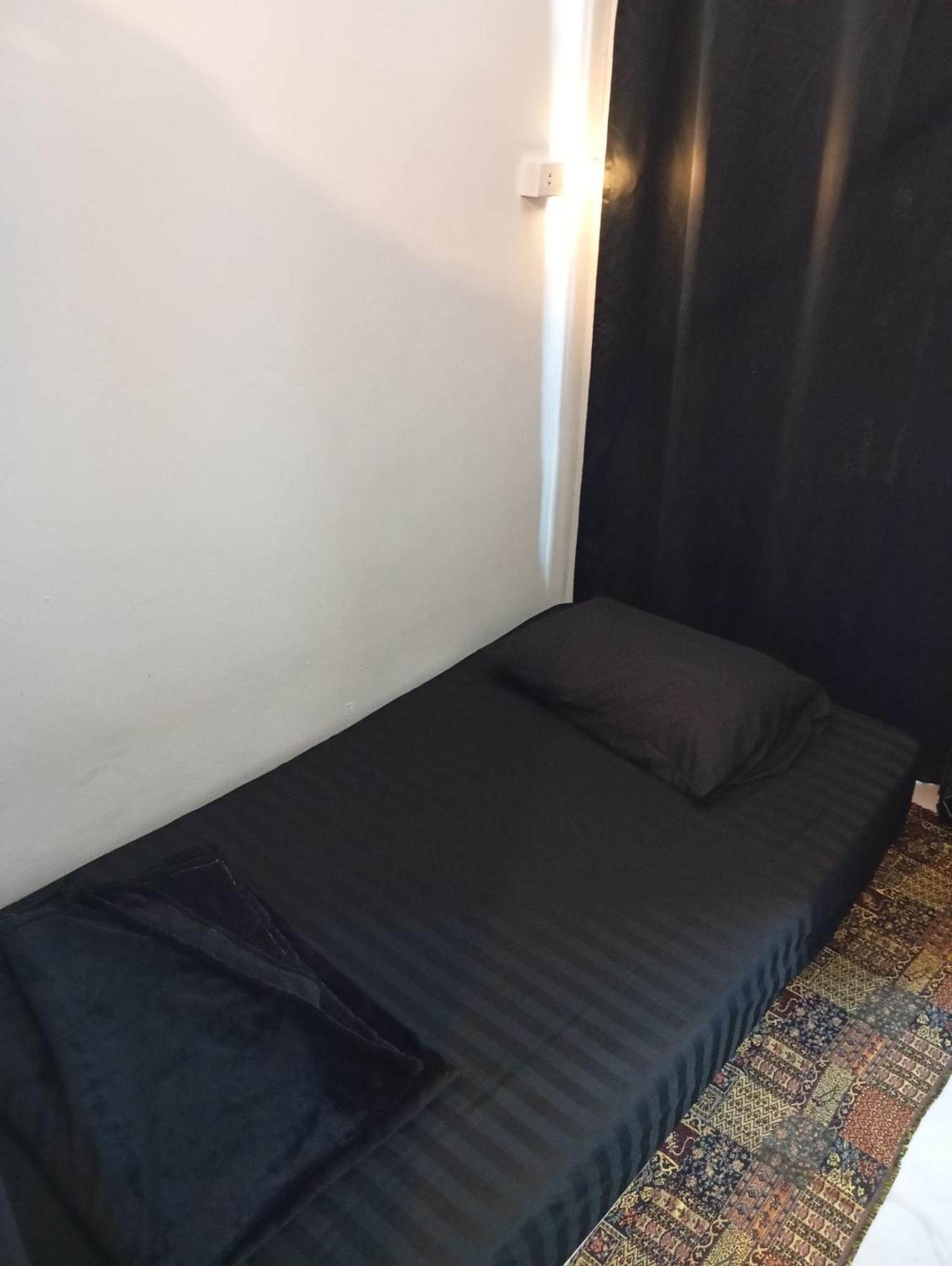 Lita Guesthouse เชียงใหม่ ภายนอก รูปภาพ